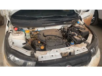 LOTE 006 - Automóvel Marca: Fiat - Modelo: Mobi Like ON - Ano/Modelo: 2016/2017 - 04 portas - 05 Passageiros - 75 CV - Cor: Branca .