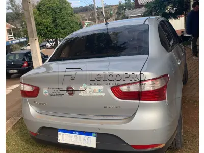 LOTE 004 - Automóvel Marca: Fiat - Modelo: Grand Siena Attractive 1.0 - Ano/Modelo: 2019/2019 - 04 portas - 05 Passageiros - 75 CV - Cor: Prata