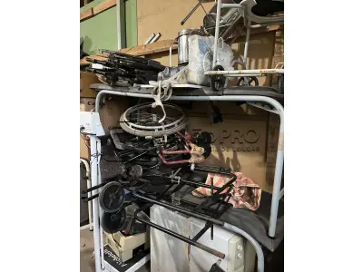 LOTE 008 - Lote de sucata diversas: material de informática, televisores, bebedouros, fogões, mobiliários, cadeira odontológica, material médico hospitalar, ventiladores
