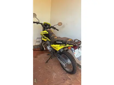 LOTE 003 - Motocicleta marca Honda Bros 150 cc. Ano 2007