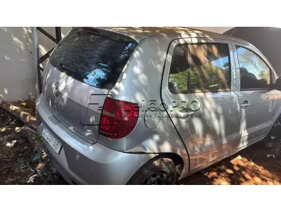 LOTE 001 - Automóvel VW/FOX 1.0 GII, ano 2012, Prata