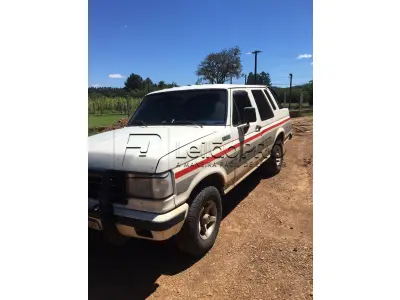 LOTE 001 - FORD F1000 SS, Cor Branca, Ano/Modelo 1992/1993