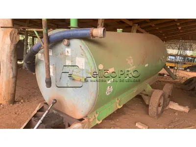 LOTE 011 - Equipamento: Distribuidor de Adubo Orgânico Líquido à Vácuo - Marca: Lumeco - Modelo: LMC 6000 - Série: 163/2018 - Cor: Verde - Ano de Fabricação: 2018.