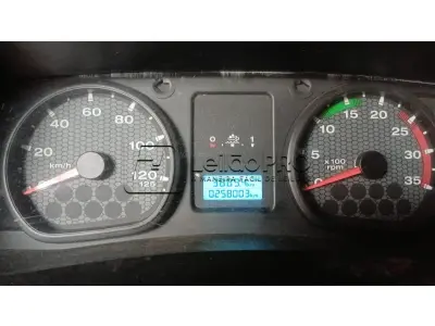 LOTE 001 - Caminhão Ford preto, modelo CARGO 2429, 2012/2013, carroceria basculante preta.