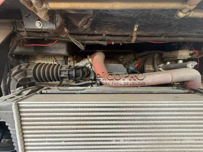 LOTE 003 - VEÍCULO MICROÔNIBUS AMBULÂNCIA, FIAT IVECO, MODELO COMIL BELLA M, DIESEL, CAP. 6,2 TON, 122 CV, COR BRANCA, ANO DE FABRICAÇÃO 2003, MODELO 2004