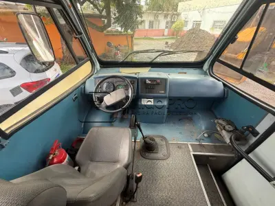 LOTE 003 - VEÍCULO MICROÔNIBUS AMBULÂNCIA, FIAT IVECO, MODELO COMIL BELLA M, DIESEL, CAP. 6,2 TON, 122 CV, COR BRANCA, ANO DE FABRICAÇÃO 2003, MODELO 2004