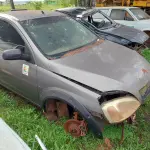 LOTE 024 - Veículo utilitário, marca GM, modelo Montana, ano/modelo 2003/2004, placas ILL 0908