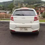 LOTE 004 - Automóvel Marca: Chery - Modelo: Celler 1.5 HB ACT - Ano/Modelo:  2017/2018 - 04 portas - 05 Passageiros - 113 CV - Cor: Branca