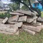 LOTE 038 - Pedras em granito para ornamento de obras