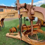 LOTE 031 - Motoniveladora, marca Case, modelo 845 B, ano 2007
