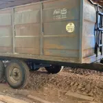 LOTE 012 - Vagão Basculante Metálico - Marca: Metal Freitas - Modelo: MF ME 8T -  Cor: Azul - Ano de Fabricação: 2015
