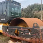 LOTE 007 - Rolo Compactador Powerzz - Modelo 818A - Ano: 03/2017 - Combustível: Diesel