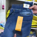 LOTE 001 - 125 Calças Jeans de variados modelos feminino e masculino de marcas diversas
