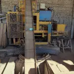 LOTE 015 - Maquina de confeccionar Bloquetes, Codigo de patrimonio 31839, em funcionamento .
