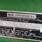 LOTE 002 - Trator Agrícola John Deere - Modelo 5600 - Ano/Modelo: 2001/2001