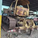 LOTE 014 - Trator esteira Caterpillar D-6 ano 1990 cor amarela, cod. patrimônio 30957, em funcionamento