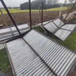 LOTE 014 - Abrigo para ponto de ônibus: 04 cobertura