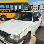 LOTE 003 - Um veículo Fiat Uno Mille, cor branca, ano/modelo 2009/2010