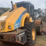 LOTE 007 - Rolo Compactador Powerzz - Modelo 818A - Ano: 03/2017 - Combustível: Diesel
