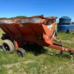 LOTE 008 - Sucata de Distribuidor de Calcário Ipacol 5,5T
