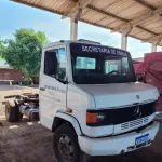 LOTE 009 - Caminhão Mercades Benz 709, cor branca, ano/modelo 1991/1991