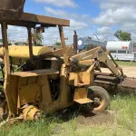 LOTE 007 - Retroescavadeira Massey Ferguson 275 - 86 Ano 1987