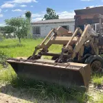LOTE 007 - Retroescavadeira Massey Ferguson 275 - 86 Ano 1987