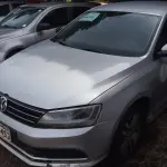 LOTE 006 - Automóvel I/VW/JETTA CL AC, ano 2015