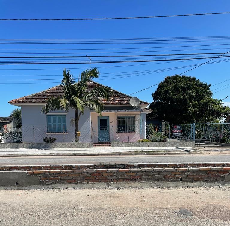 Imóvel a PARTE IDEAL DE 25% DO IMÓVEL, SITUADO NA AVENIDA ASSIS BRASIL, Nº 1.429, BAIRRO CENTRO, TAPES/RS