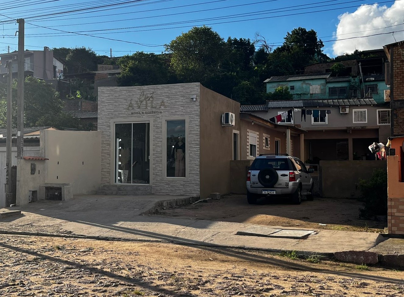 Direitos e ações (posse) de um Imóvel na Rua Dr. João Beckel nº 437, Bairro São João em Camaquã/RS
