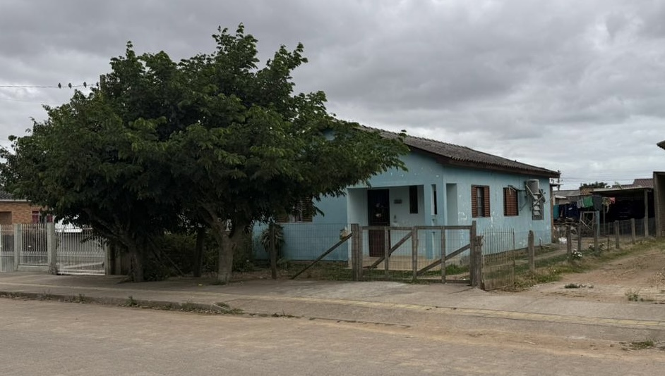 Imóvel, Lote urbano , na  Rua Teixeira de Freitas, na vila Jardim, na cidade de Camaquã/RS com área superficial de 440,0 m2 .